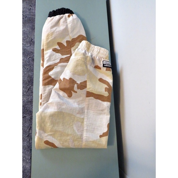 Adidas RYV Camouflage Track Pants Windbreaker Joggers Leg Logo Tape Size Small - Picture 9 of 14